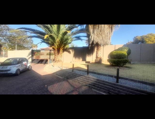 4 BEDROOM PROPERTY TO RENT IN THE REEDS